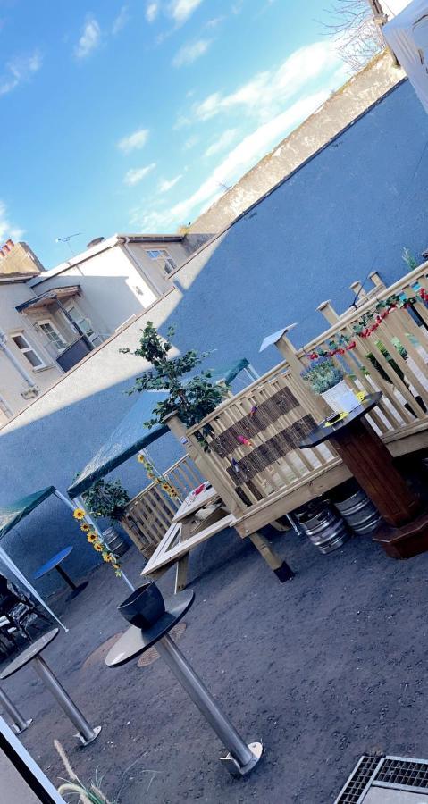 The Armada Inn Armoy Eksteriør bilde
